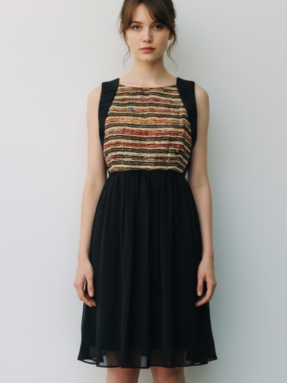 Mark + James Badgley Mischka Metallic Thread Detailed Black Silk Dress